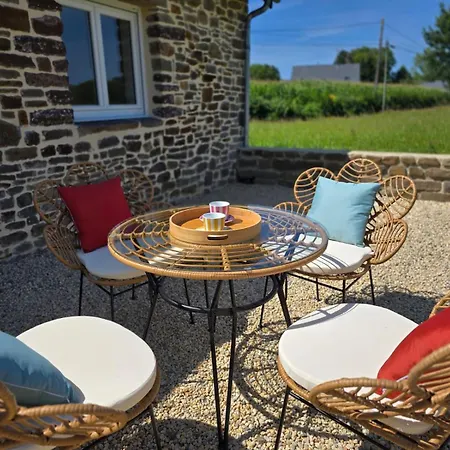 A La Folie Hébergement de vacances *