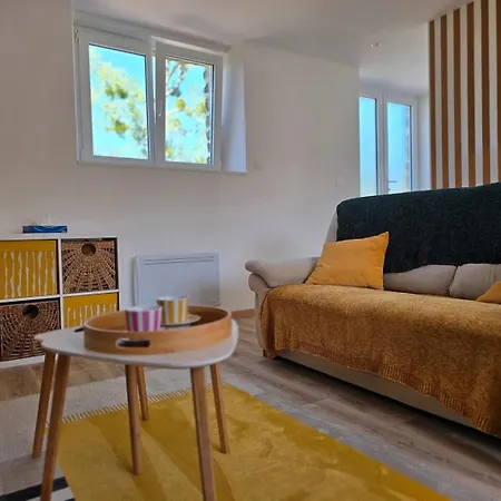 A La Folie Hébergement de vacances Folligny